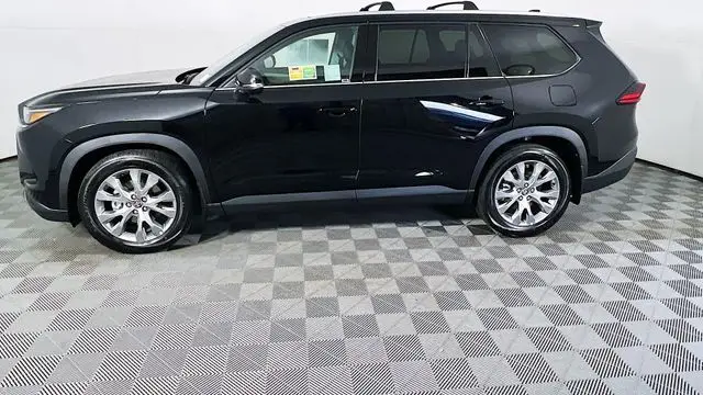 2026 Toyota Grand Highlander LE