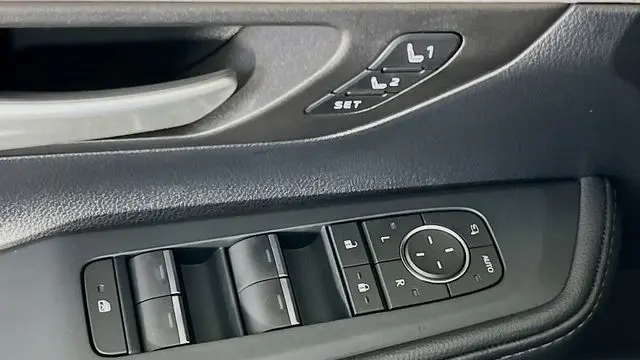 2026 Toyota Grand Highlander LE