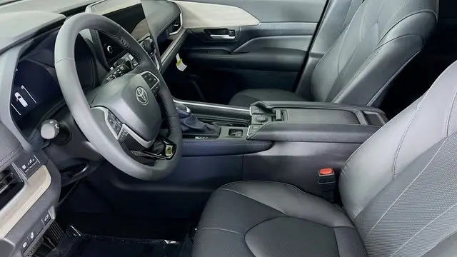 2026 Toyota Grand Highlander LE