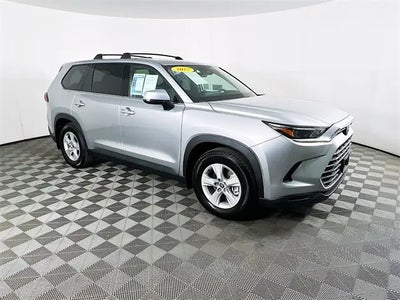 Photo of a 2025 Toyota Grand Highlander LE 4DR SUV for sale