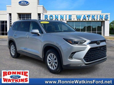 2025 Toyota Grand Highlander LE 4DR SUV