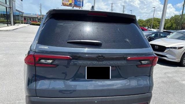 2025 Toyota Grand Highlander LE