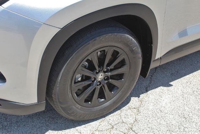 2024 Toyota Highlander - $43,204