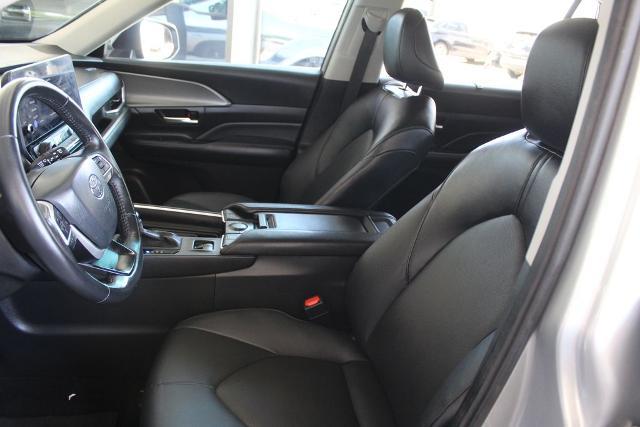 2024 Toyota Highlander - $43,204