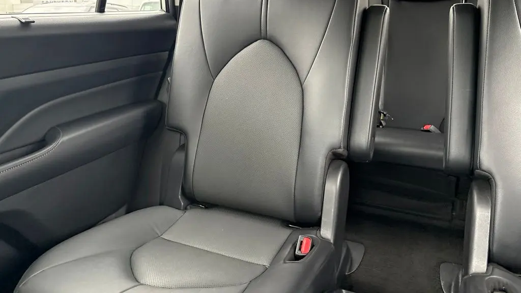 2025 Toyota Grand Highlander LE
