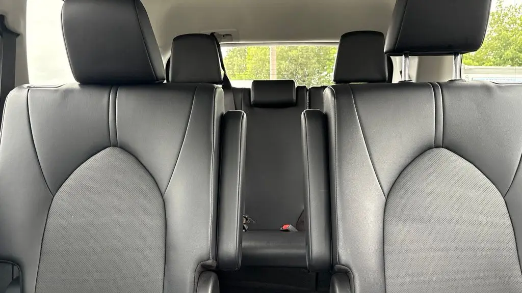 2025 Toyota Grand Highlander LE