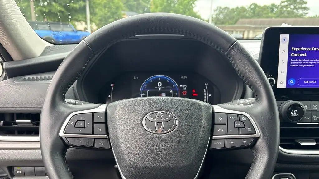 2025 Toyota Grand Highlander LE