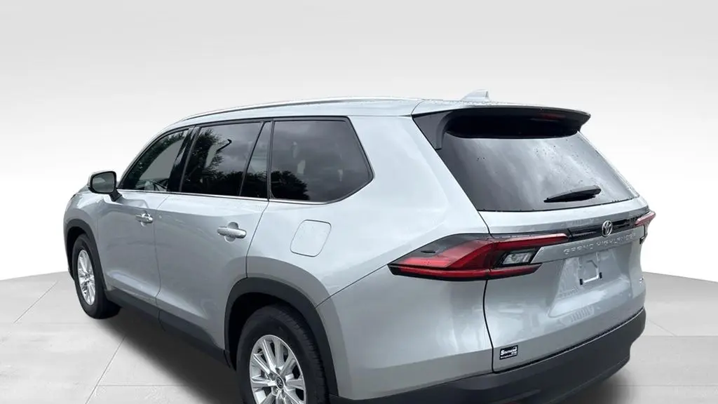 2025 Toyota Grand Highlander LE