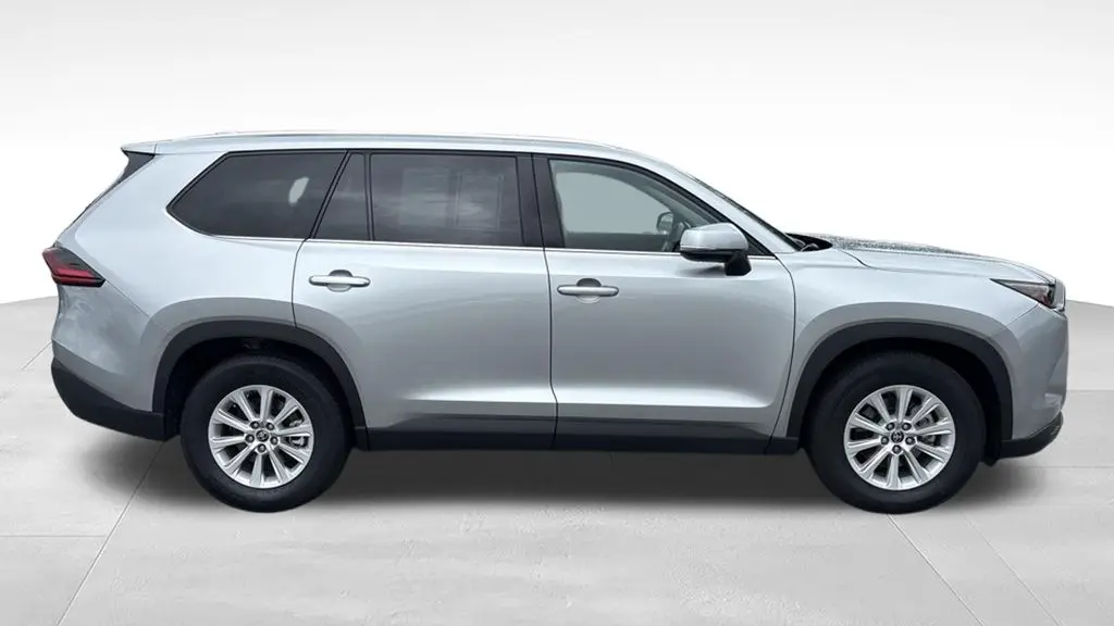 2025 Toyota Grand Highlander LE