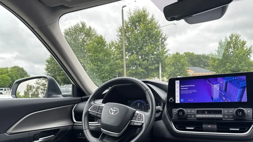 2025 Toyota Grand Highlander LE