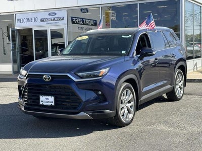2024 Toyota Grand Highlander AWD XLE 4DR SUV