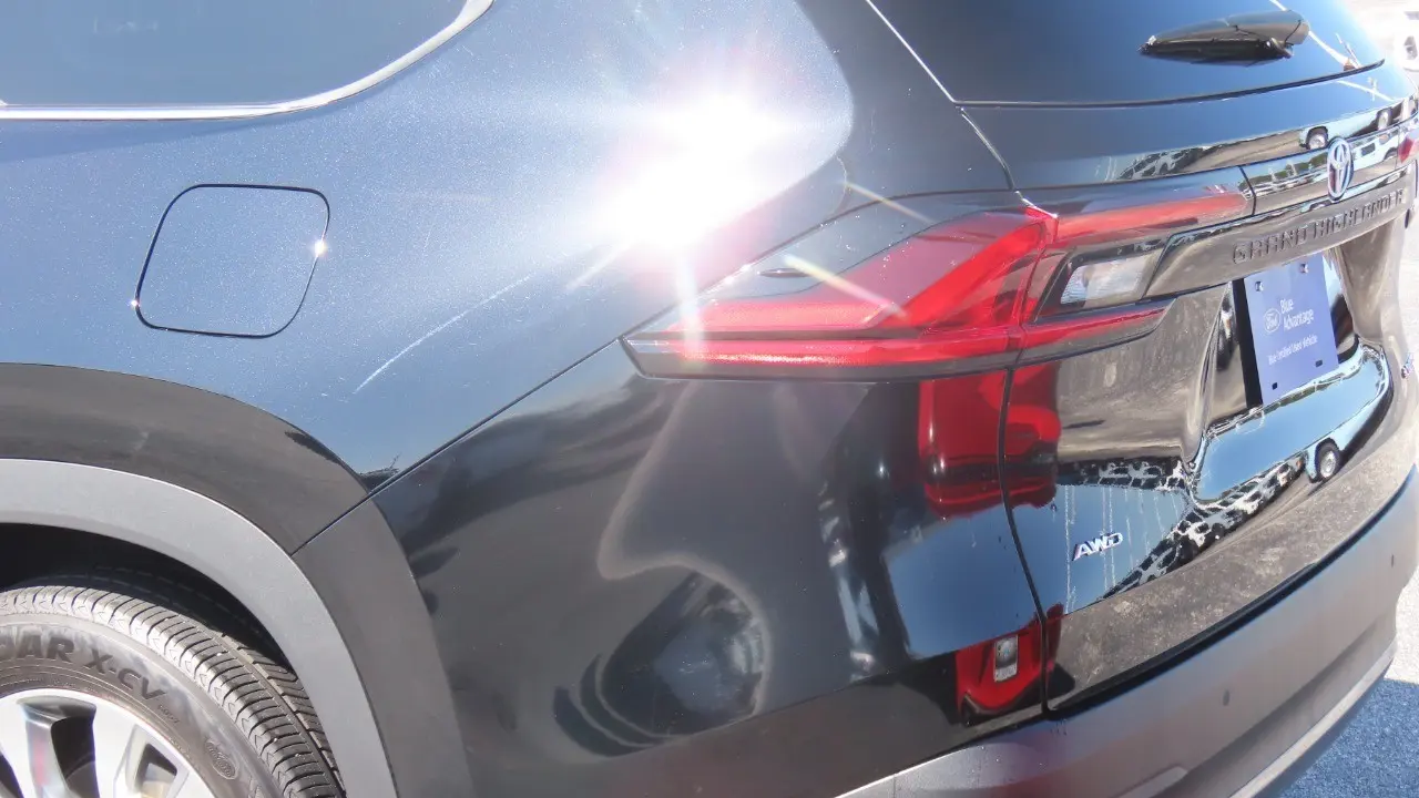 2025 Toyota Grand Highlander LE