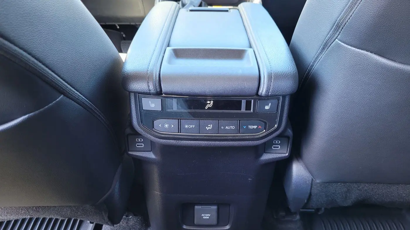 2025 Toyota Grand Highlander LE