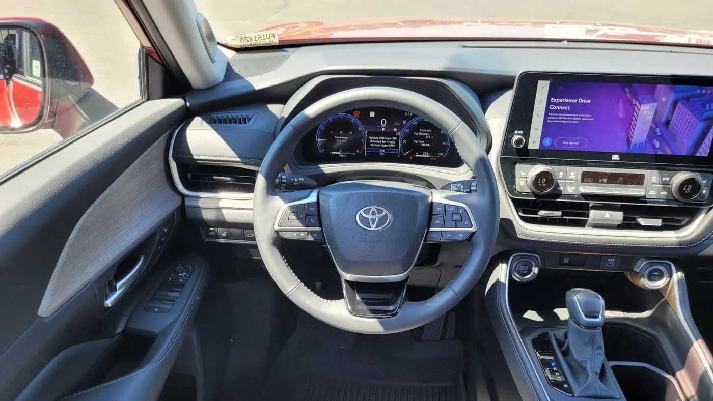 2025 Toyota Grand Highlander LE