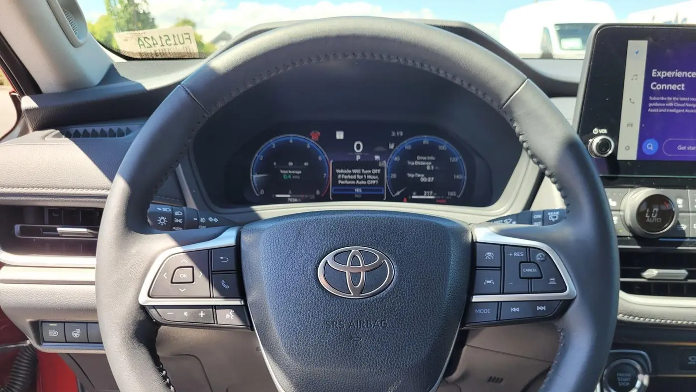 2025 Toyota Grand Highlander LE