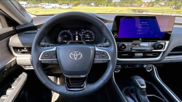 2026 Toyota Grand Highlander LE