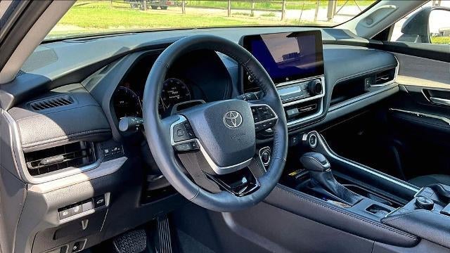 2026 Toyota Grand Highlander LE