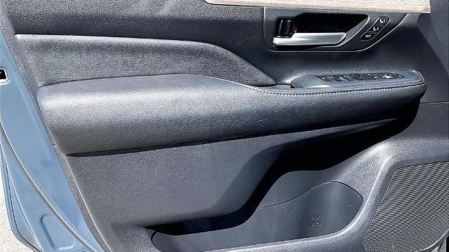 2026 Toyota Grand Highlander LE
