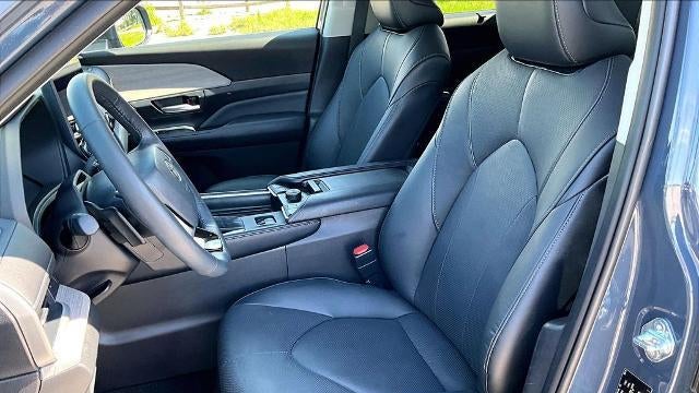 2026 Toyota Grand Highlander LE
