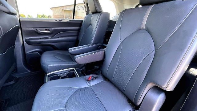 2026 Toyota Grand Highlander LE