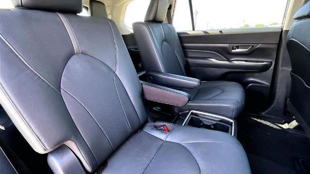 2026 Toyota Grand Highlander LE