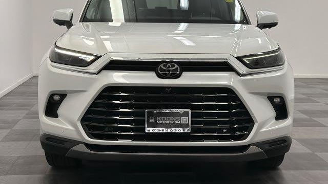 2025 Toyota Grand Highlander LE