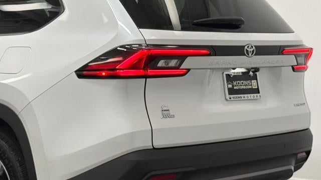 2025 Toyota Grand Highlander LE