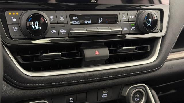2025 Toyota Grand Highlander LE