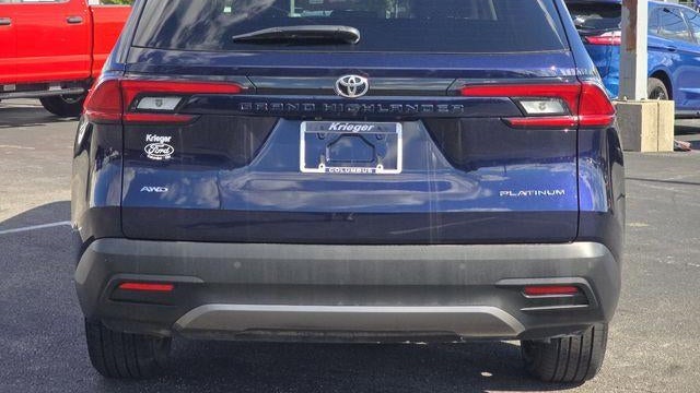 2026 Toyota Grand Highlander LE