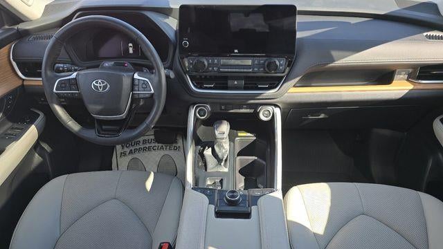 2026 Toyota Grand Highlander LE