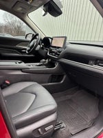 2024 Grand Highlander Thumbnail 11