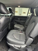 2024 Grand Highlander Thumbnail 15