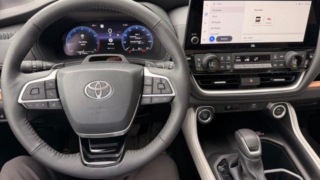 2025 Toyota Grand Highlander Platinum