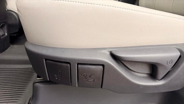 2025 Toyota Grand Highlander Platinum