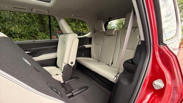 2025 Toyota Grand Highlander Platinum