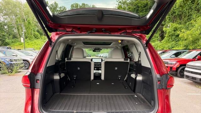 2025 Toyota Grand Highlander Platinum
