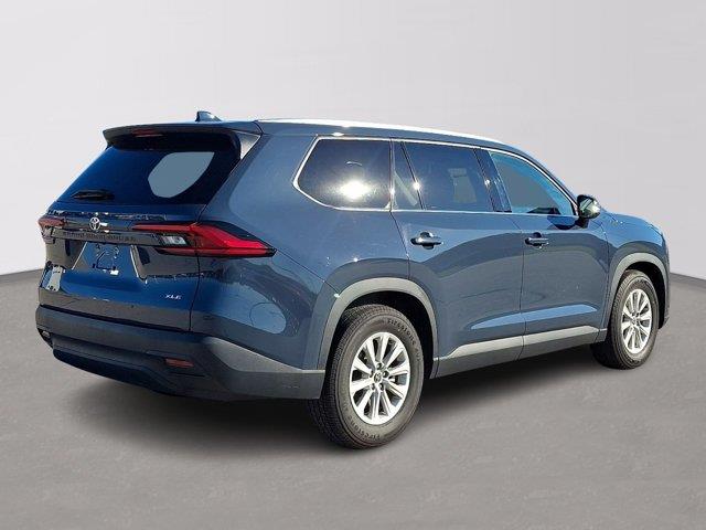 2024 Toyota Highlander - $39,999
