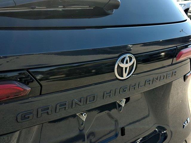 2024 Toyota Highlander - $39,999