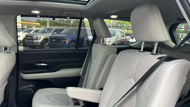 2024 Toyota Grand Highlander Platinum