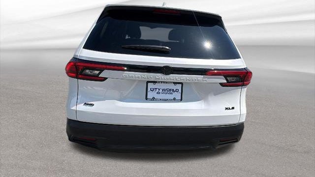 2024 Toyota Grand Highlander XLE