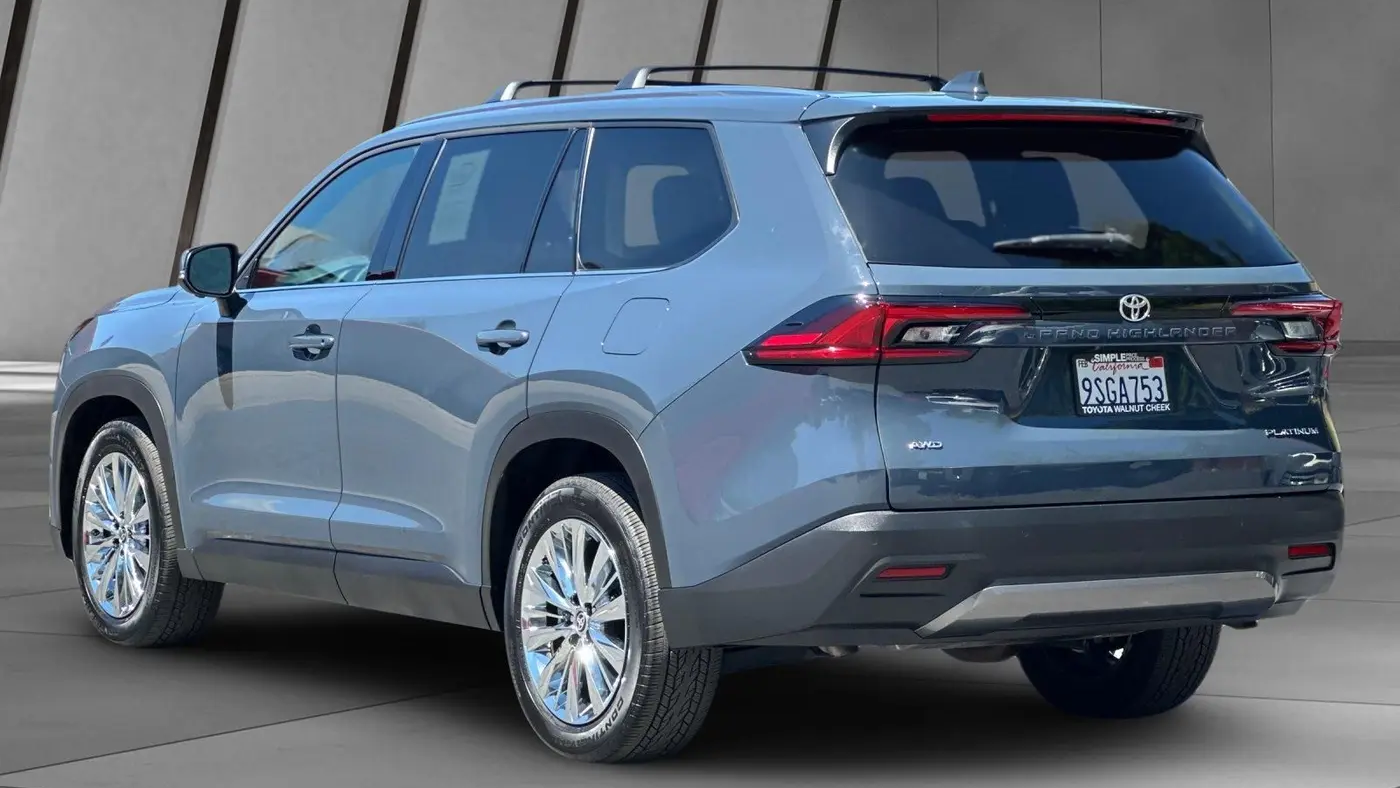 2025 Toyota Grand Highlander Platinum