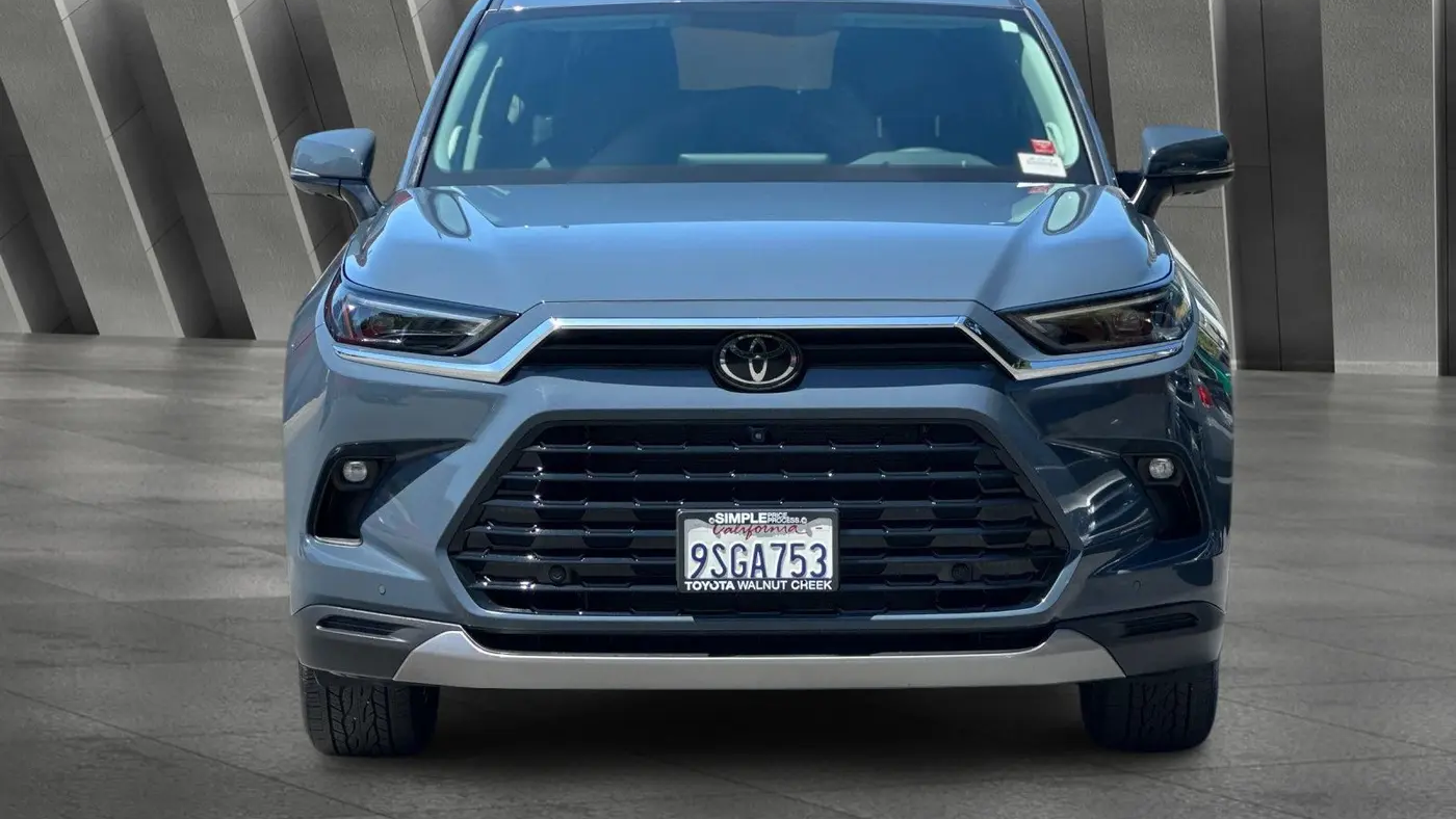 2025 Toyota Grand Highlander Platinum