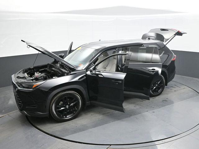 2025 Toyota Highlander - $48,717