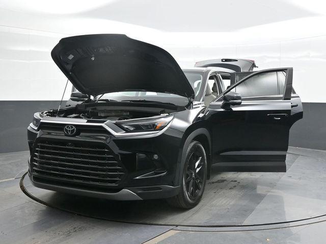 2025 Toyota Highlander - $48,717