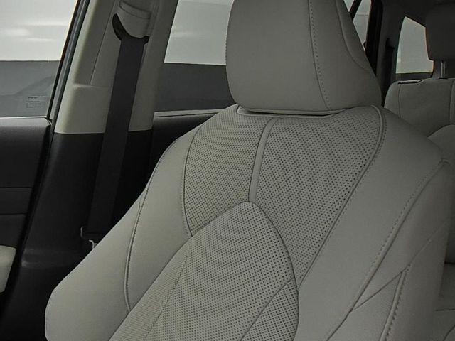 2025 Toyota Highlander - $48,717