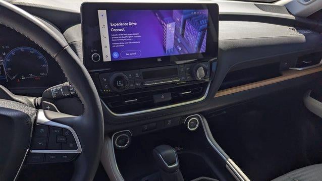 2025 Toyota Grand Highlander LE