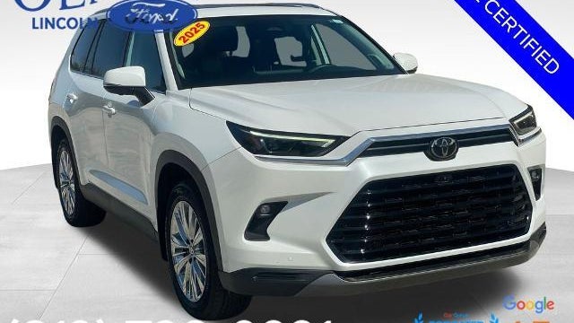 2025 Toyota Grand Highlander LE