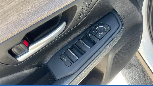 2025 Toyota Grand Highlander LE