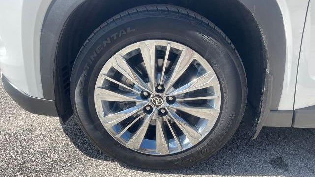 2025 Toyota Grand Highlander LE