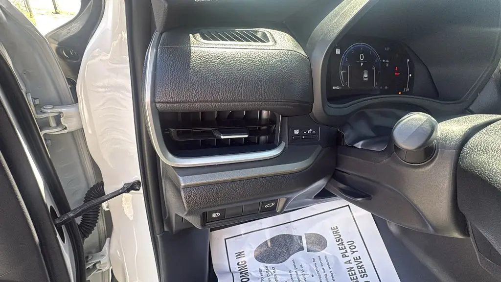 2025 Toyota Grand Highlander LE